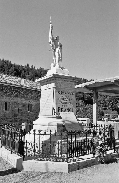 Statue de Jeanne d'Arc (Roberton) au Cros-de-Géorand • Document monumentsauxmorts.fr